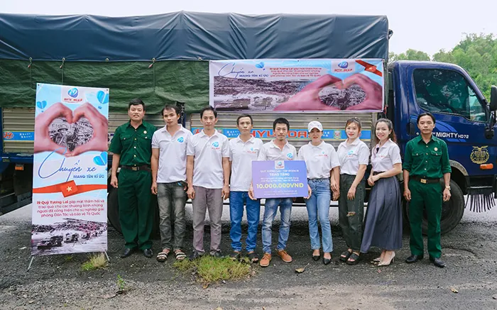 Thành viên đội ngũ hỗ trợ khách hàng của ABC8, luôn sẵn sàng phục vụ.